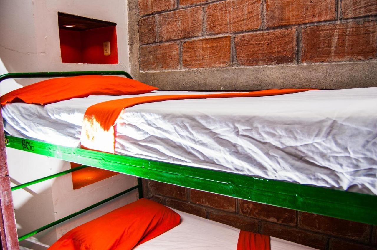 Bigfoot Hostel León Dış mekan fotoğraf